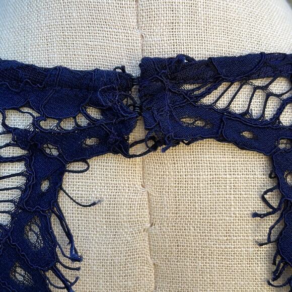 Lulu's Navy Blue Lace Open Back Dress Women's Size Small NWT - Picture 8 of 12